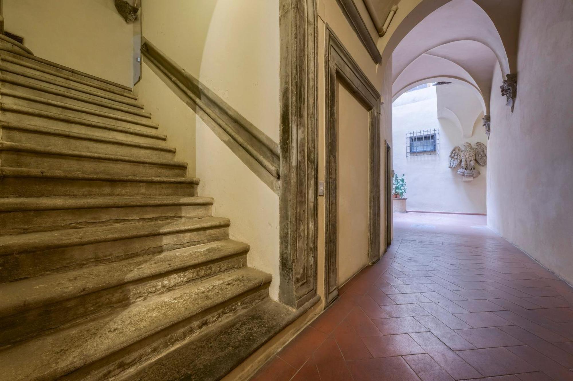 דירות פירנצה La Casa Di Dante Alighieri מראה חיצוני תמונה