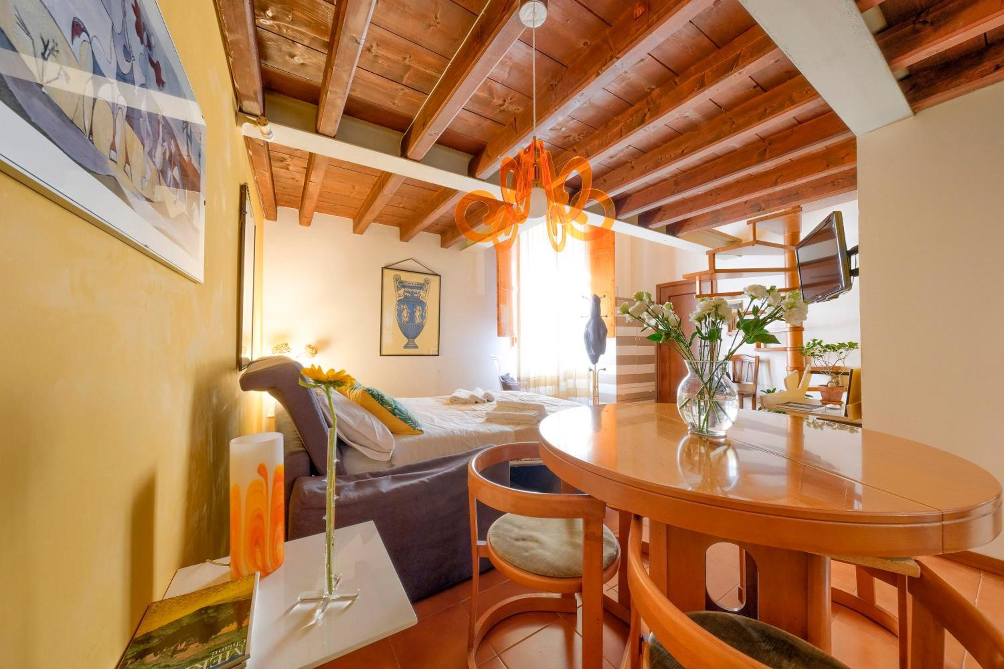 דירות פירנצה La Casa Di Dante Alighieri מראה חיצוני תמונה